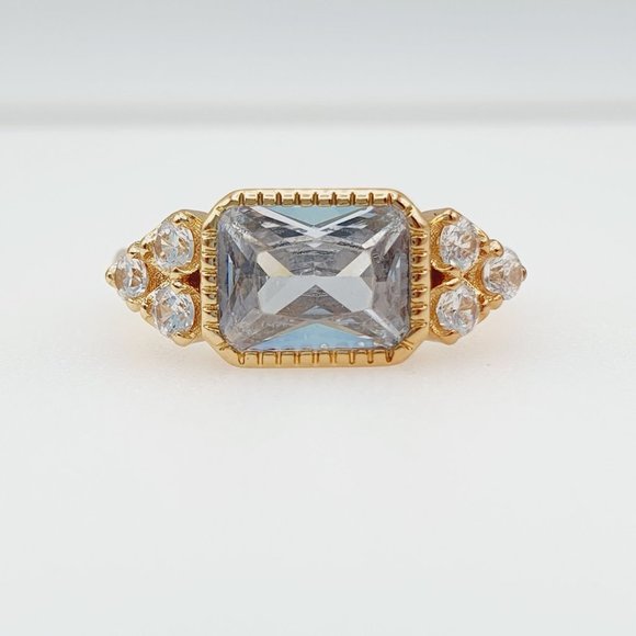 💥  18K Gold Plated Rectangle Shaped 3A CZ Women Ring, FB16FA1036 - Picture 7 of 7